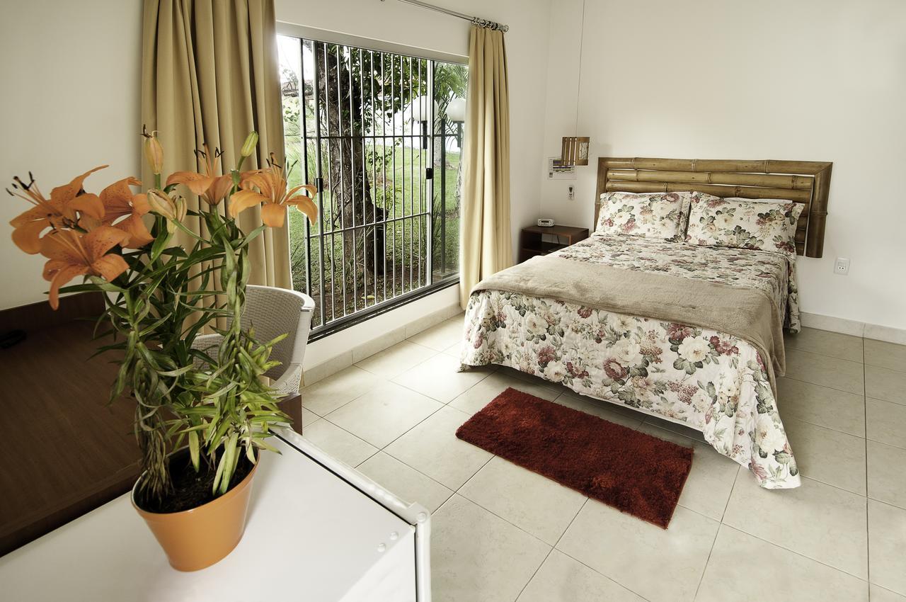 Rosa Spa E Pousada Aparecida de Goiania Dış mekan fotoğraf